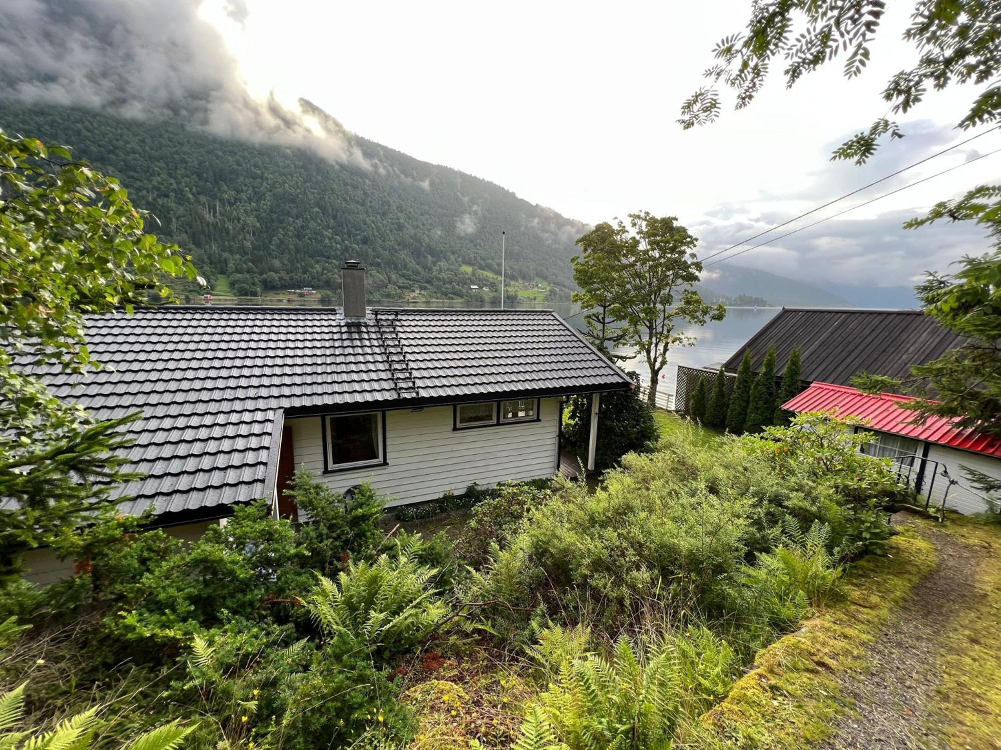 Villa Norwegen - Traumhaus direkt am Fjord Balestrand Exterior foto